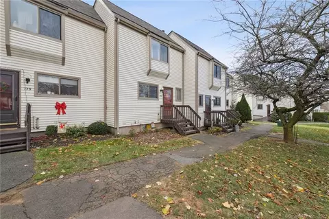 560 Yale Ave #180, Meriden, CT 06450