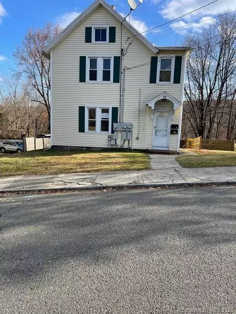 72 Ward St, Naugatuck, CT 06770
