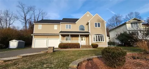 18 Pond View Rd, New Britain, CT 06052