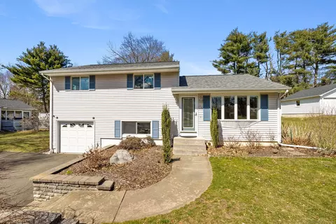 38 Lewis Dr, South Windsor, CT 06074