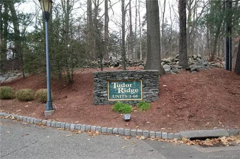 125 Warner Hill Rd #22, Stratford, CT 06614