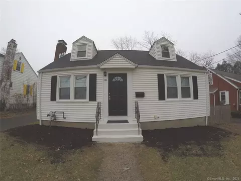 96 Greenhill Ter, New Haven, CT 06515