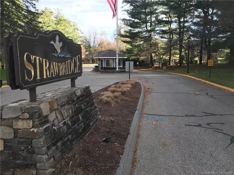 1904 Mill Pond Dr #1904, South Windsor, CT 06074