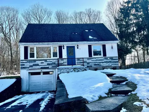 18 Dogwood Dr, Prospect, CT 06712