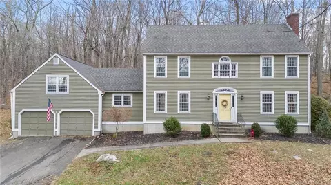 104 Bar Gate Trl, Killingworth, CT 06419