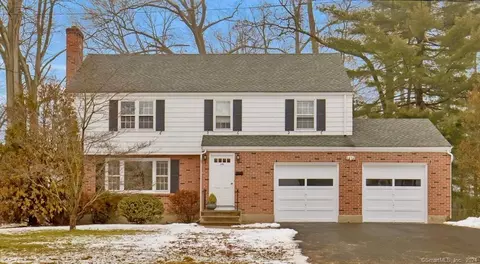 114 Brewster Rd, West Hartford, CT 06117