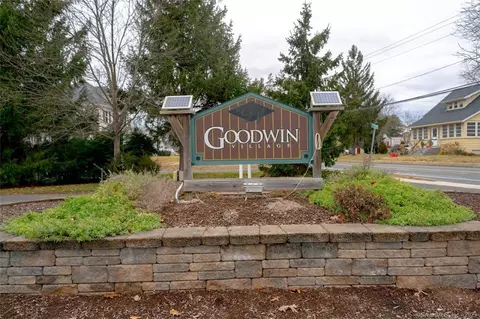 15 Joanne Dr #15, East Hartford, CT 06108