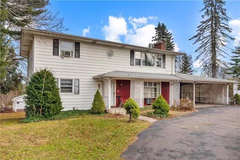 128 Paddock Ave, Meriden, CT 06450