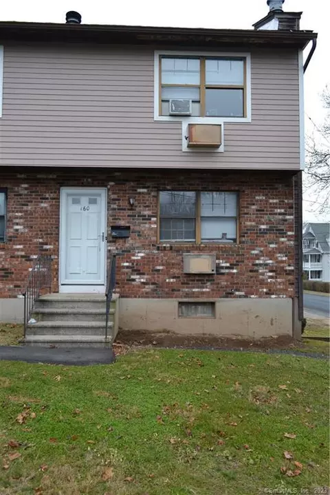 160 Judson Ave #160, Bristol, CT 06010