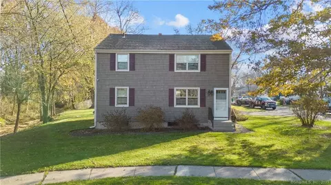 22 Tyler St, Bloomfield, CT 06002