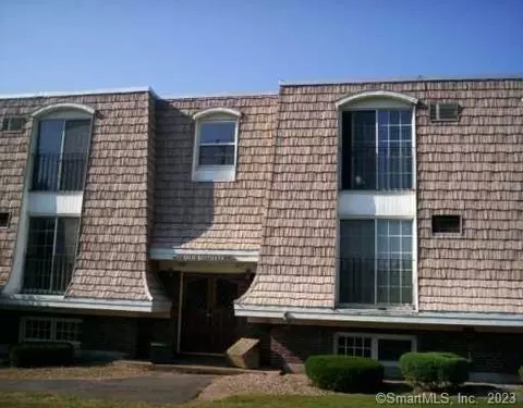 1160 Middle Tpke W #B2, Manchester, CT 06040