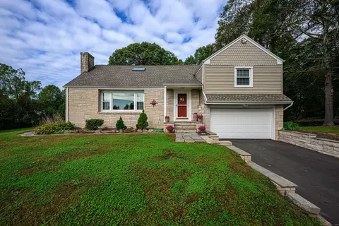 125 High Ridge Rd, Hamden, CT 06514