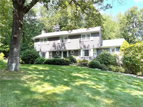 12 Merry Ln, Weston, CT 06883