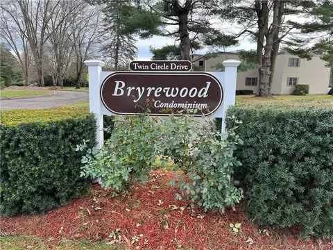 807 Twin Circle Dr #807, South Windsor, CT 06074