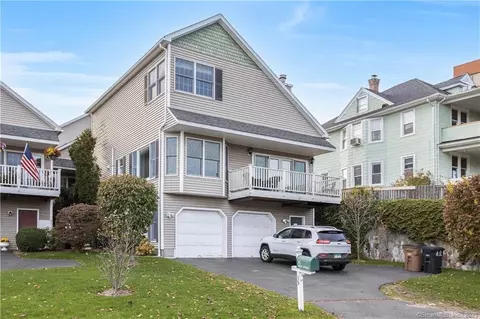 35 Weed Ave #35, Stamford, CT 06902