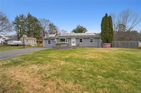 39 Jefferson Ave, Bristol, CT 06010