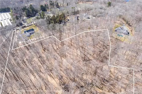 128 Kelseytown Rd # A, Clinton, CT 06413