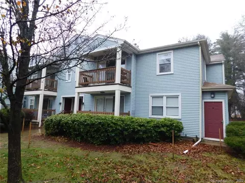 407 Ashmead Cmns #407, Enfield, CT 06082