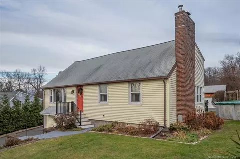 110 Center Rd, Vernon, CT 06066