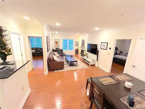 105 Richards Ave #2307, Norwalk, CT 06854