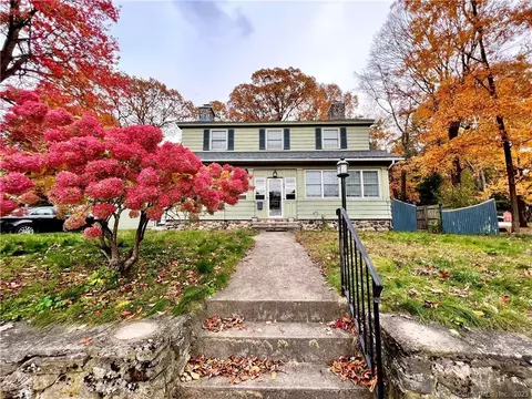 46 Fern St, Waterbury, CT 06704
