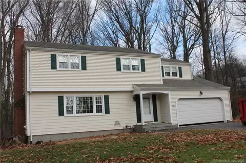 314 Tulip Dr, Meriden, CT 06450