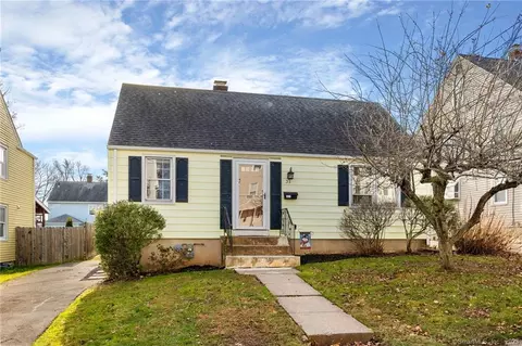 35 Court Park, West Hartford, CT 06119