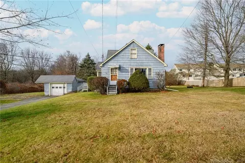 1 Peck Rd, Danbury, CT 06811