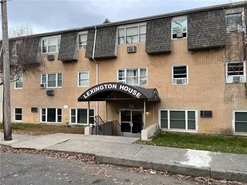 30 Stevens St #104, Bridgeport, CT 06606