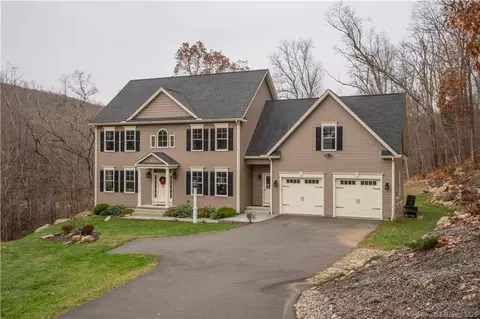 7 Shire Way, Burlington, CT 06013