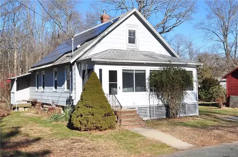 6 Eno St, Windsor, CT 06095