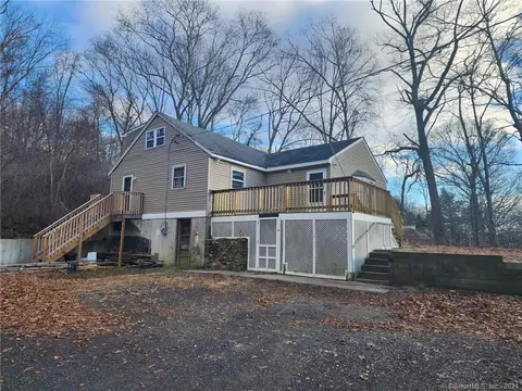 242 Mccall Rd, Lebanon, CT 06249