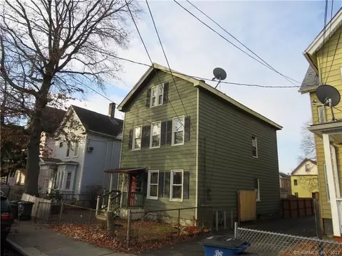 24 Arthur St, New Haven, CT 06519