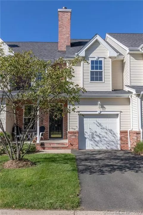 37 Last Leaf Cir, Windsor, CT 06095