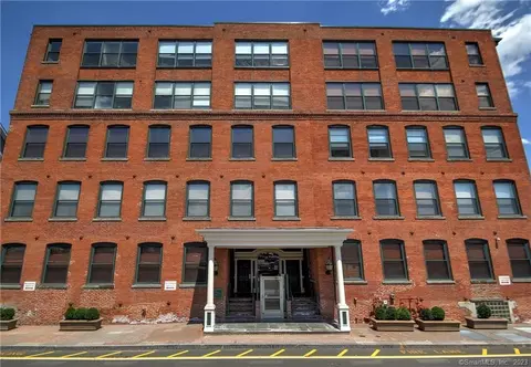 145 Canal St #505, Shelton, CT 06484