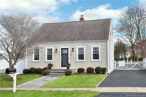 150 Arbor Dr, Fairfield, CT 06890