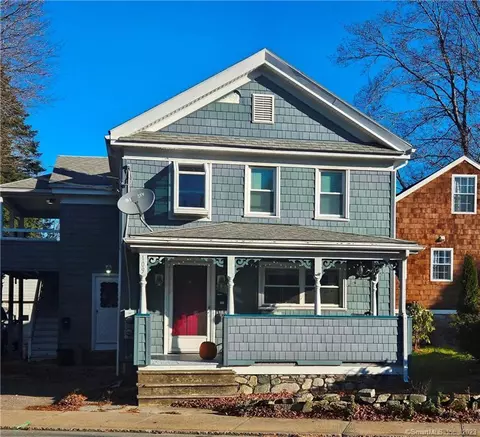 107 Liberty St, Pawcatuck, CT 06379