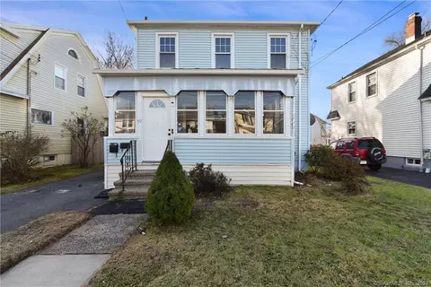 50 Helen St, Hamden, CT 06514