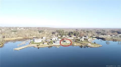 32 Harbor View Ter, Stonington, CT 06378