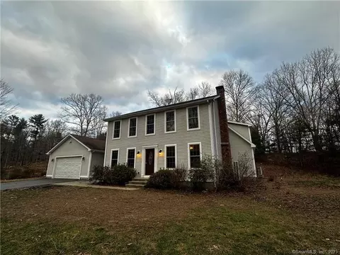 580 Litchfield Ave, Killingly, CT 06241