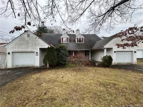 73 Craigie Ave, Waterbury, CT 06705