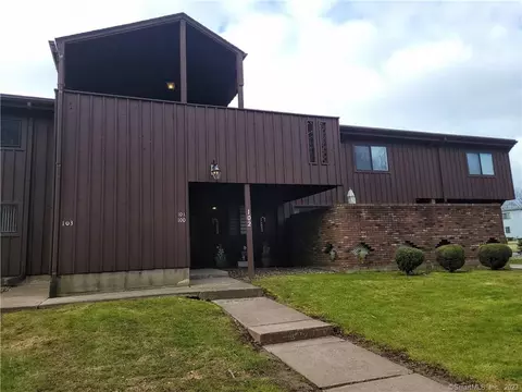 102 Webster Ct #102, Newington, CT 06111