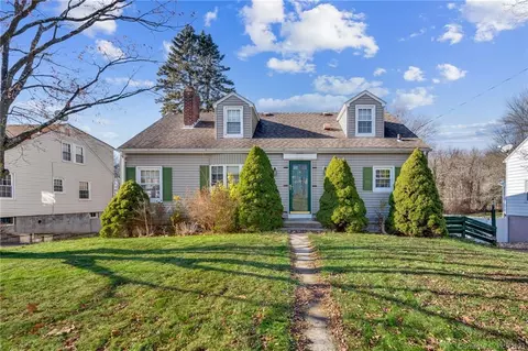 54 Maple Ave, Meriden, CT 06450