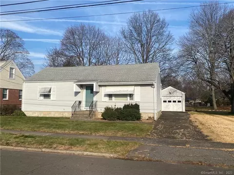 91 Pearl Ave, Hamden, CT 06514