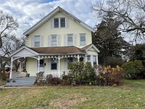 2019 Park Ave, Bridgeport, CT 06604