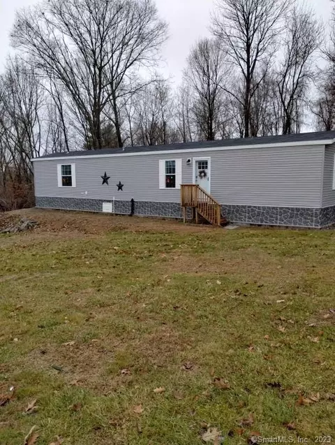 20 Terrace Dr, Plainfield, CT 06374