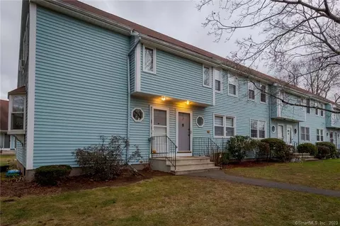 1 Abbott Rd #45, Ellington, CT 06029