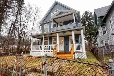 25 Silver St, Waterbury, CT 06705