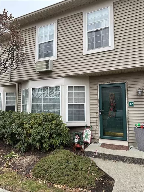 47 Glen Ridge Ct #47, New Milford, CT 06776