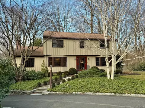 3 Bartram Dr, Redding, CT 06896